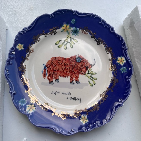 NIB Lou Rota Twelve Days of Christmas 8 Maids A-milking Dessert Plate - Picture 4 of 9